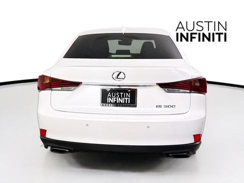 Used 2019 Lexus IS 300 w/ Premium Package RWD image 7