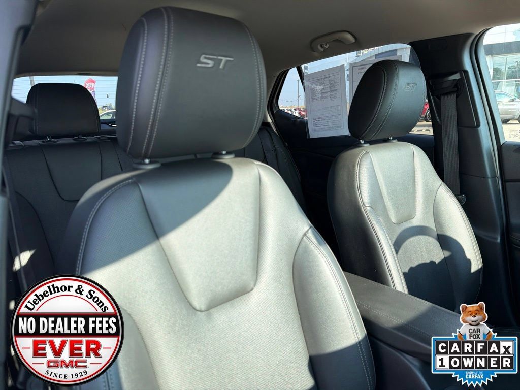 Used 2024 Buick Encore GX Sport Touring AWD/4WD image 4