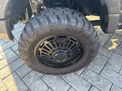 Used 2026 Ford F450 Lariat w/ FX4 Off-Road Package image 5