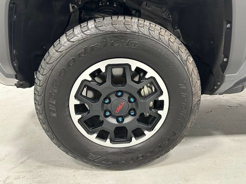 Used 2026 Toyota Tacoma TRD Off-Road AWD/4WD image 63