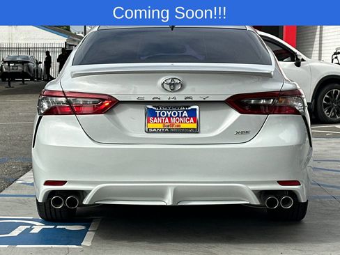 Used 2022 Toyota Camry XSE FWD image 5