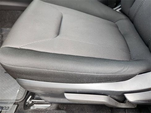 Used 2017 Subaru Impreza 2.0i image 9