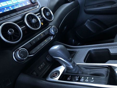 Used 2025 Nissan Sentra SV image 29