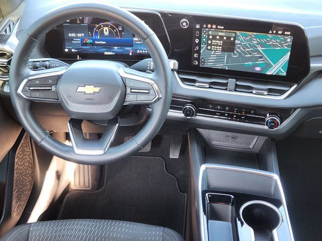 Used 2025 Chevrolet Equinox LT w/ Safety and Technology Package FWD image 27