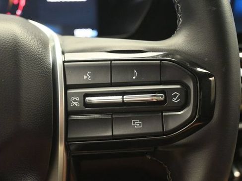 Used 2024 Chevrolet Colorado ZR2 AWD/4WD image 10