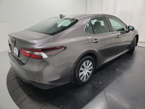 Used 2023 Toyota Camry LE image 9
