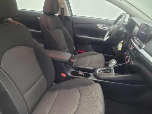 Used 2024 Kia Forte LXS FWD image 21