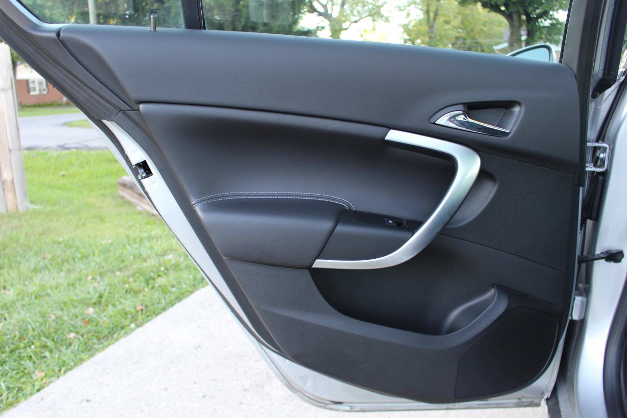 Used 2014 Buick Regal FWD image 30