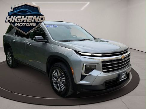 Used 2026 Chevrolet Traverse LT AWD/4WD image 8