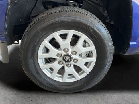 Used 2025 Toyota Tacoma SR5 RWD image 26