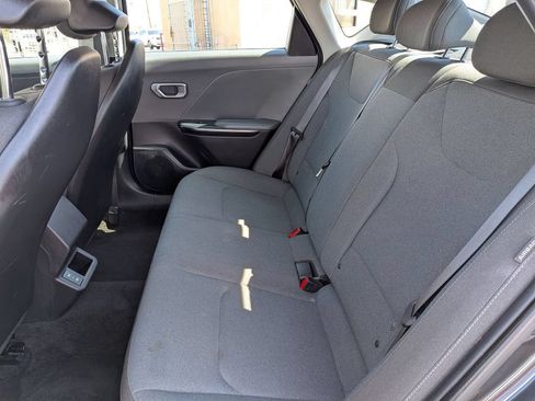Used 2025 Kia K4 FWD image 27