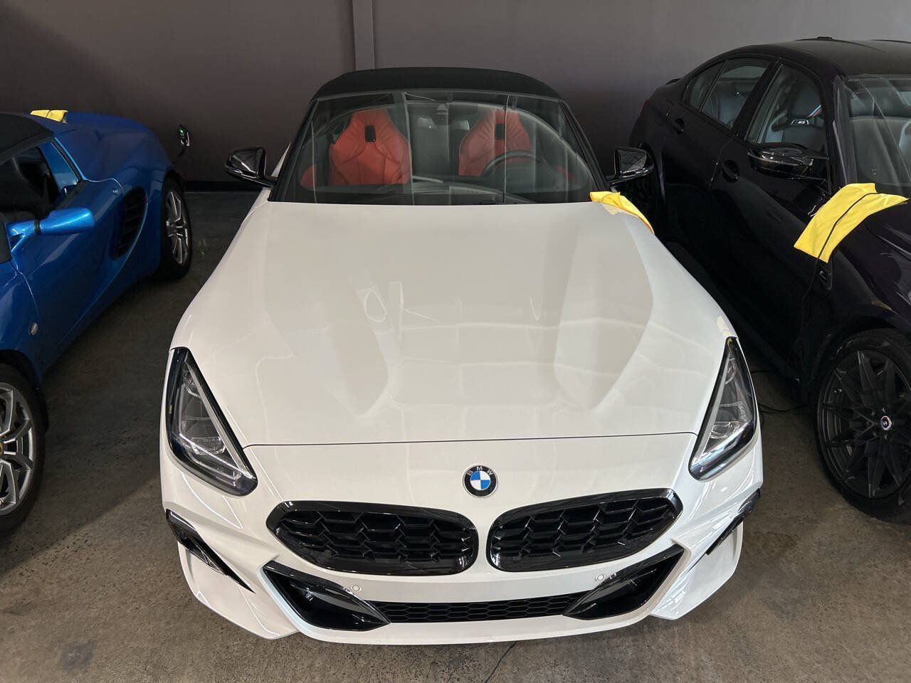 Used 2025 BMW Z4 M40i w/ Edition RWD image 3