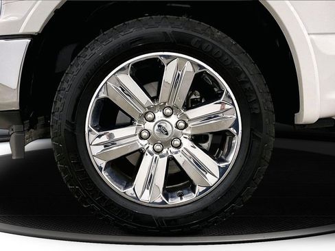 Used 2020 Ford F150 Lariat w/ Equipment Group 502A Luxury AWD/4WD image 33
