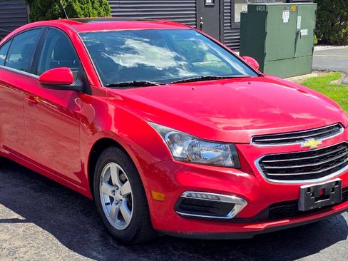 Used 2015 Chevrolet Cruze LT FWD image 8