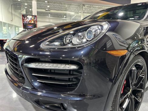 Used 2014 Porsche Cayenne GTS AWD/4WD image 24