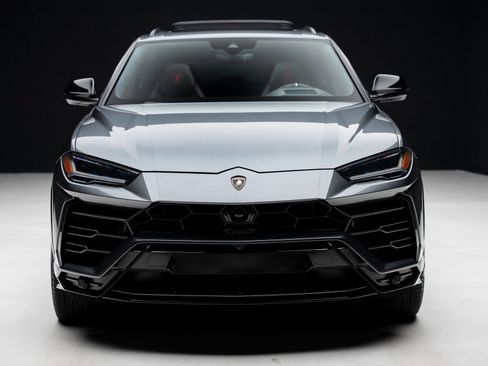 Used 2019 Lamborghini Urus AWD/4WD image 7