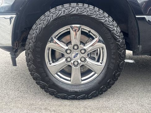 Used 2020 Ford F150 XLT w/ Equipment Group 302A Luxury AWD/4WD image 18