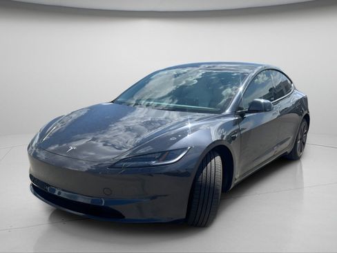 Used 2025 Tesla Model 3 Long Range RWD image 14