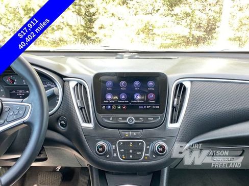 Used 2023 Chevrolet Malibu LT image 19