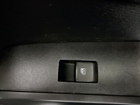 Used 2021 Toyota Tacoma SR image 30