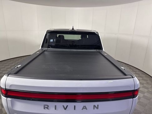 Used 2023 Rivian R1T Adventure image 19