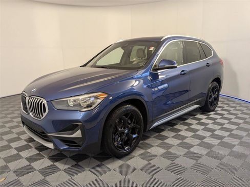 Used 2021 BMW X1 xDrive28i w/ Convenience Package image 2