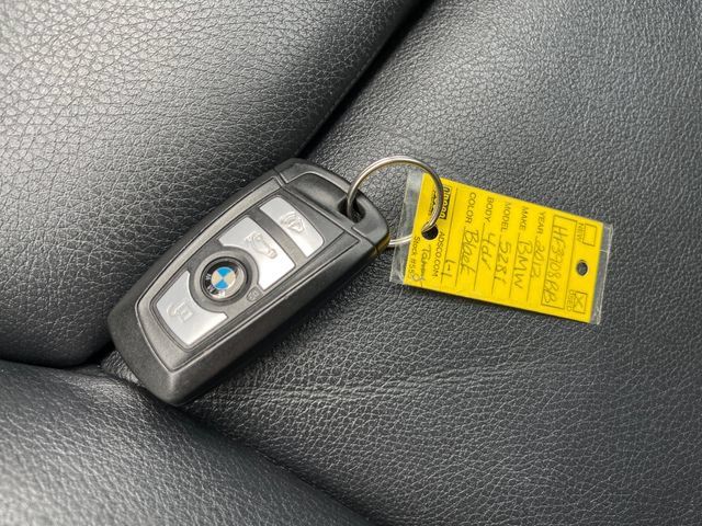 Used 2012 BMW 528i xDrive Sedan AWD/4WD image 28