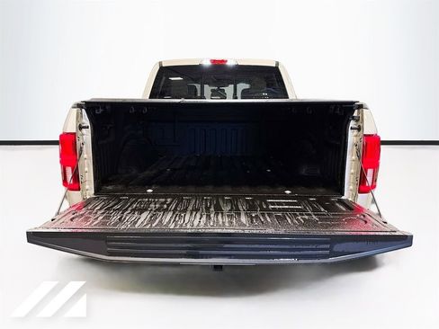Used 2018 Ford F150 Lariat w/ Equipment Group 502A Luxury AWD/4WD image 28