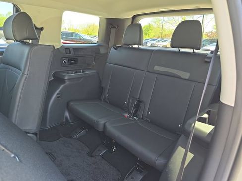 Used 2025 Hyundai Santa Fe SEL AWD/4WD image 22