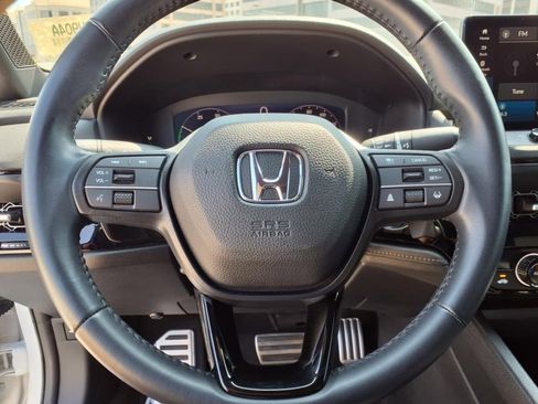 Used 2023 Honda Accord Sport image 24