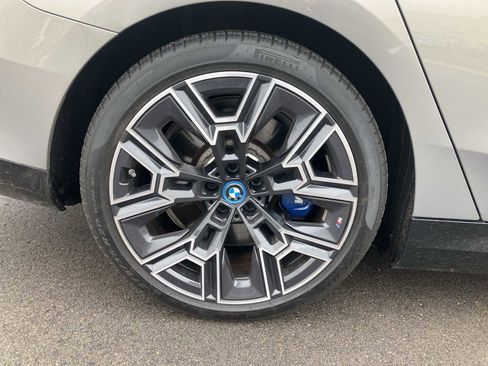 Certified 2024 BMW i5 M60 w/ Premium Package image 6