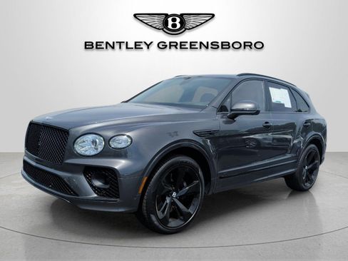 Used 2022 Bentley Bentayga AWD/4WD image 1