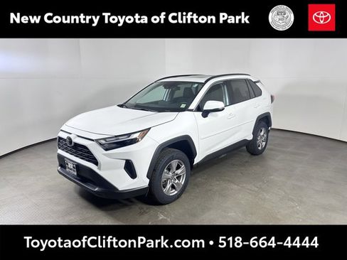 Used 2023 Toyota RAV4 XLE image 7