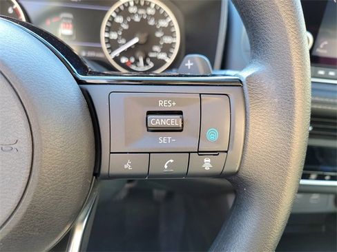 Certified 2023 Nissan Rogue SV image 19