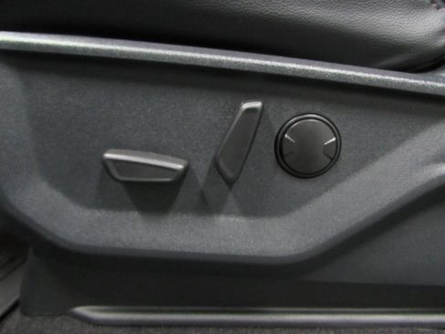 New 2025 Ford F150 Lariat w/ Equipment Group 501A Mid image 22