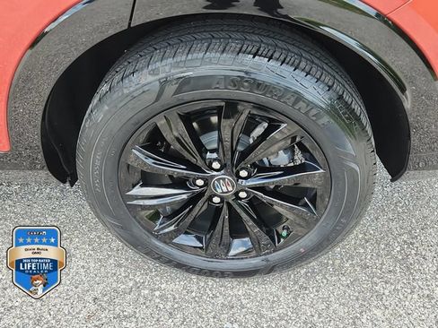 Certified 2024 Buick Envista Sport Touring w/ Convenience I Package FWD image 8