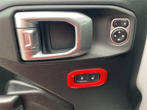 Used 2021 Jeep Gladiator Sport image 22