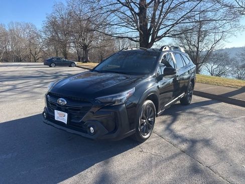 Used 2024 Subaru Outback Onyx Edition image 3