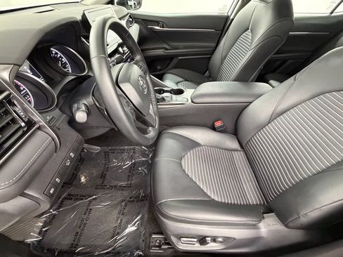 Used 2023 Toyota Camry SE w/ Convenience Package FWD image 22