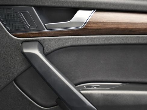 Certified 2023 Audi Q5 2.0T Premium w/ Convenience Package image 52