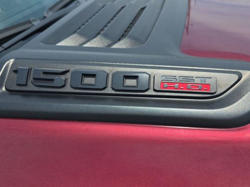 Used 2025 RAM 1500 Limited AWD/4WD image 4