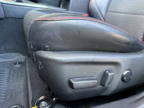 Certified 2017 Toyota Camry SE image 13