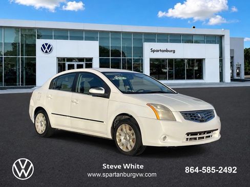 Used 2011 Nissan Sentra 2.0 S FWD image 1