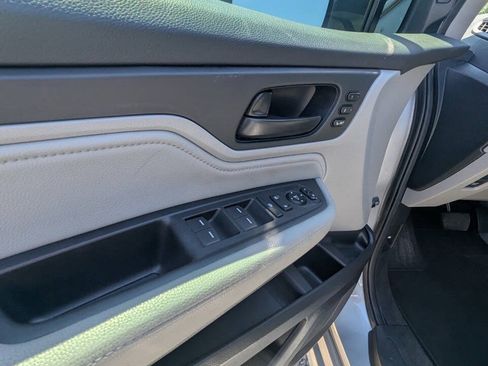 Used 2019 Honda Odyssey Touring image 30