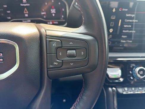 Used 2025 GMC Sierra 2500 AT4X AWD/4WD image 34