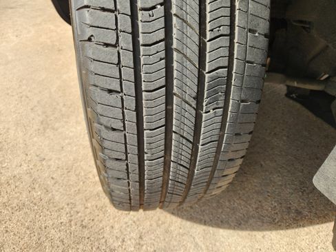 Used 2023 Jeep Grand Cherokee L Limited image 12