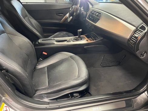 Used 2003 BMW Z4 3.0i image 13