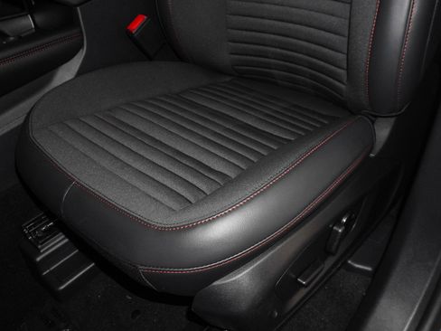 New 2026 Ford Explorer ST-Line image 24