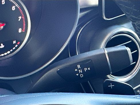 Used 2018 Mercedes-Benz GLC 300 GLC 300 image 16