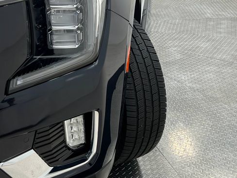 Used 2022 GMC Yukon XL SLT w/ SLT Premium Package AWD/4WD image 41